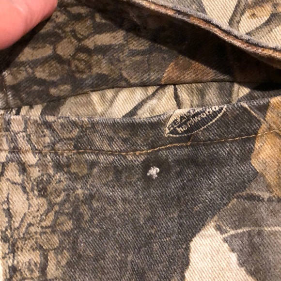 Camoflauge Realtree Button Up Shirt Size XL - Picture 4 of 5